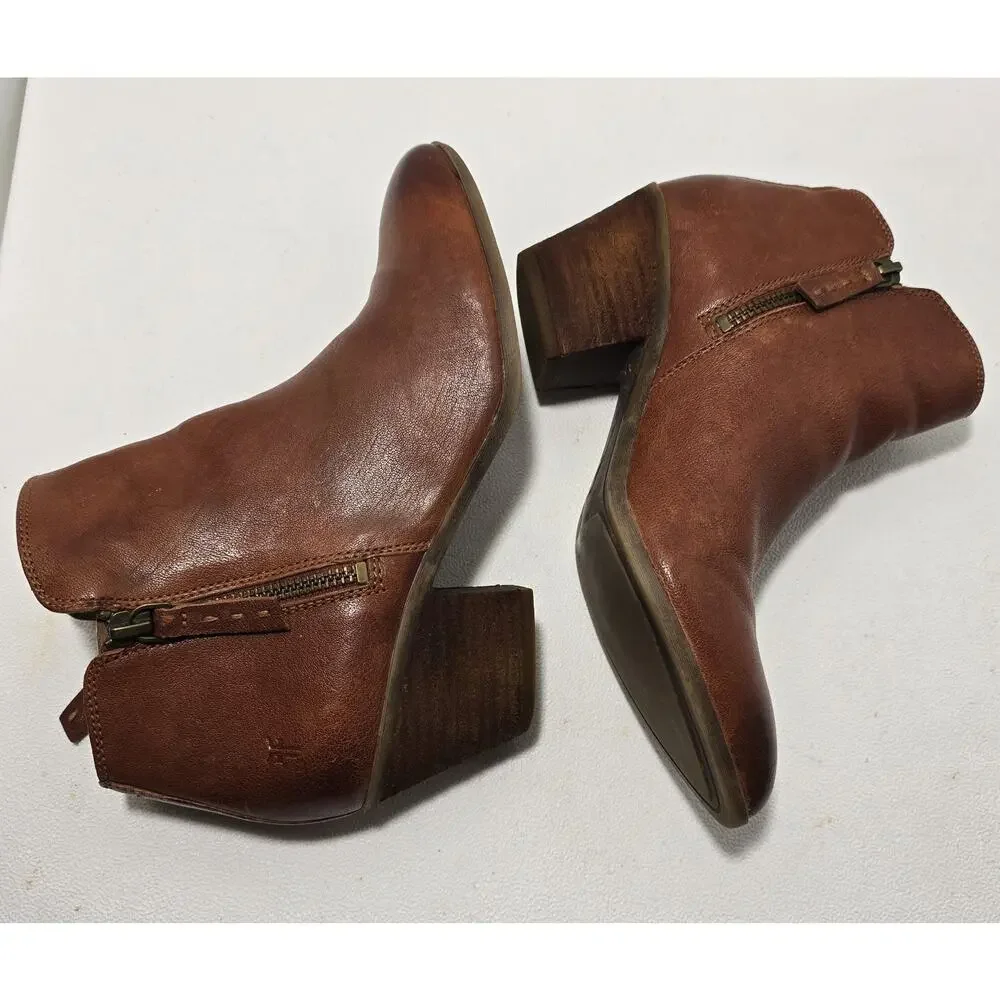 FRYE Judith Double Zip Boots Booties Womens 6.5 Cognac Leather Ankle Western